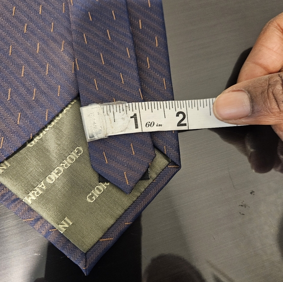 Giorgio Armani Collezioni 100% Silk Tie #758-2 - Picture 6 of 6
